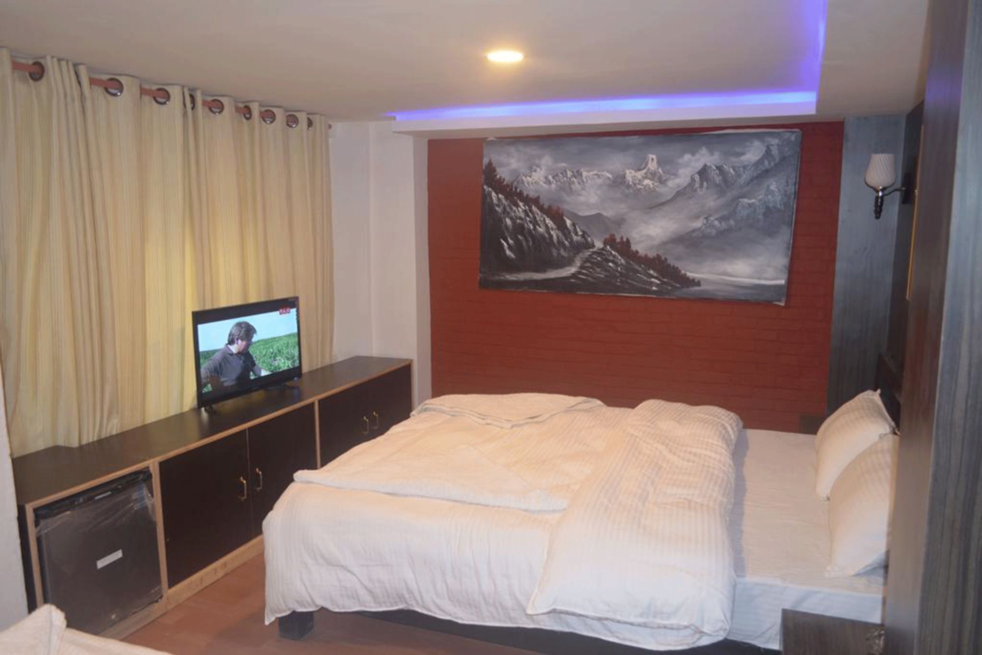 Hotel Holiday Inn Kathmandu Buitenkant foto